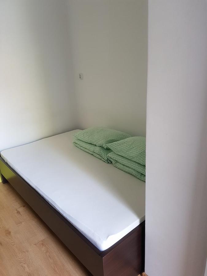 Lux Hostel - Z Prywatnymi Lazienkami 格丁尼亚 外观 照片